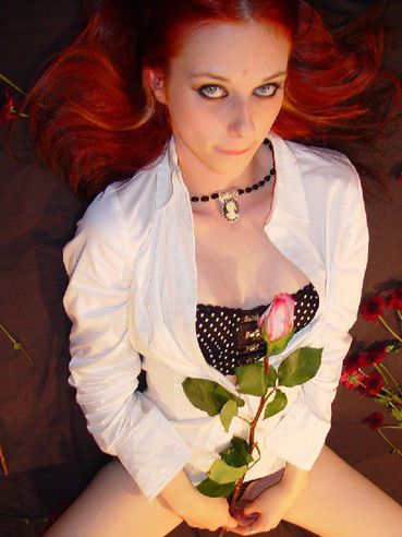 Red Haired Liz Vicious Is About To Pose For Us And That Is Her Fetish. She Loves It!